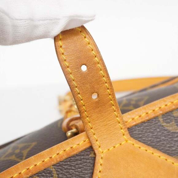 LOUIS VUITTON Authentic Brown Monogram Shoulder Bag